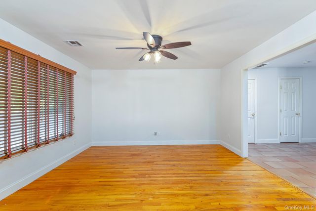 37 W Woodside Avenue, Patchogue, NY 11772