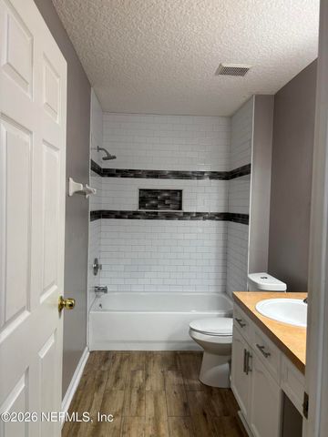 13879 DEVAN LEE Drive E, Jacksonville, FL 32226