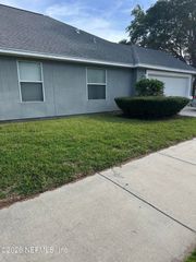 13879 DEVAN LEE Drive E, Jacksonville, FL 32226