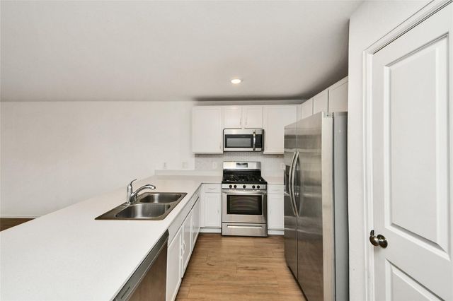 18915 Sorento Bay Lane, Hockley, TX 77447