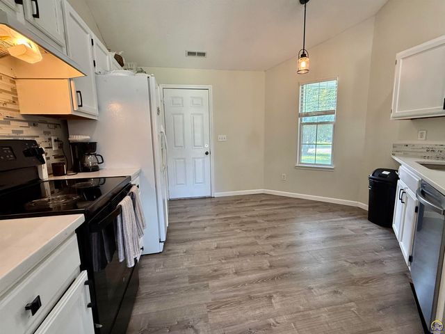 2717 Wildflower Drive, Lawrence, KS 66046