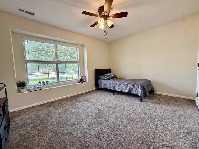 2717 Wildflower Drive, Lawrence, KS 66046