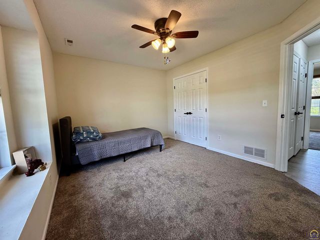 2717 Wildflower Drive, Lawrence, KS 66046