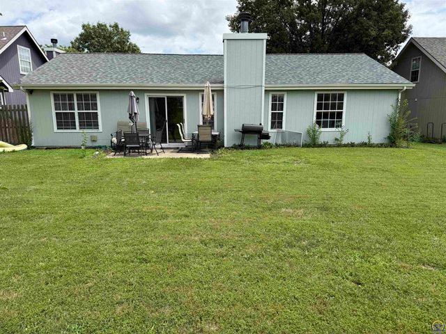 2717 Wildflower Drive, Lawrence, KS 66046