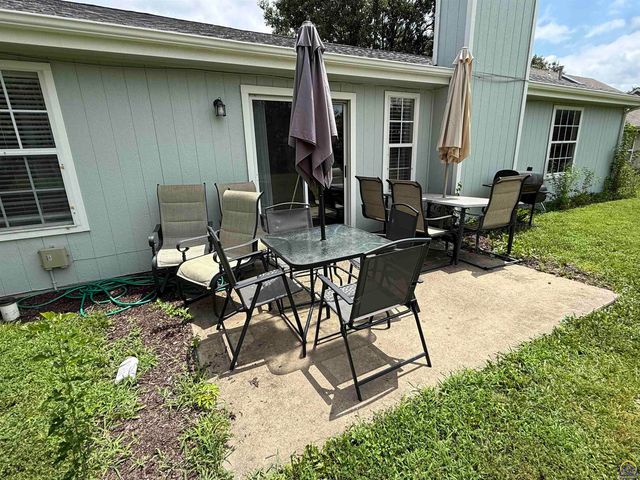 2717 Wildflower Drive, Lawrence, KS 66046