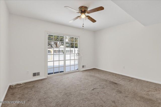 20 Hutchinson Drive, Port Monmouth, NJ 07758