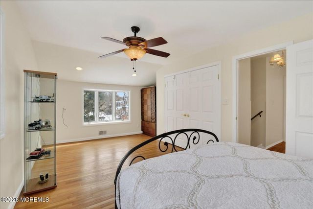 20 Hutchinson Drive, Port Monmouth, NJ 07758