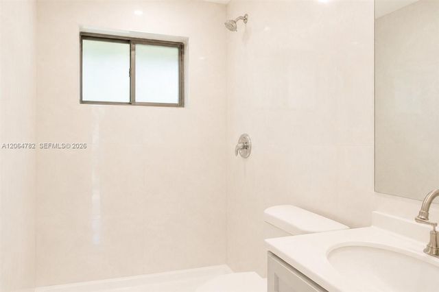 355 NE 55th Ter 1, Miami, FL 33137