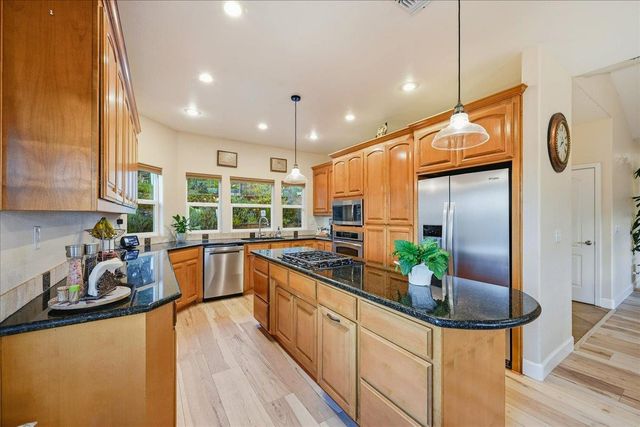 12757 Greenbrook Loop, Penn Valley, CA 95946