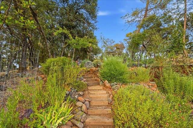 12757 Greenbrook Loop, Penn Valley, CA 95946
