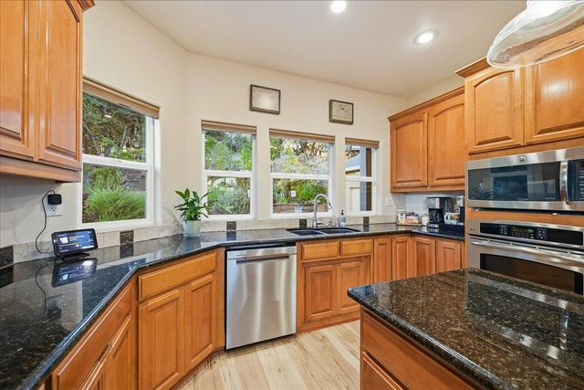 12757 Greenbrook Loop, Penn Valley, CA 95946