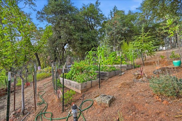 12757 Greenbrook Loop, Penn Valley, CA 95946