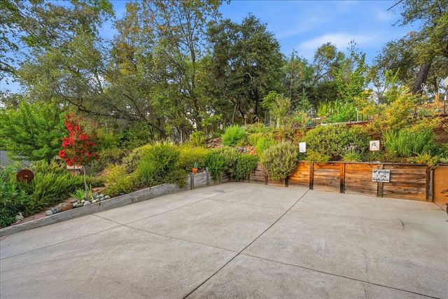 12757 Greenbrook Loop, Penn Valley, CA 95946