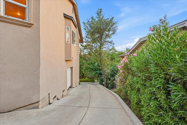 12757 Greenbrook Loop, Penn Valley, CA 95946