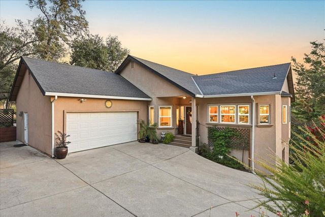 12757 Greenbrook Loop, Penn Valley, CA 95946