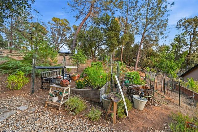 12757 Greenbrook Loop, Penn Valley, CA 95946
