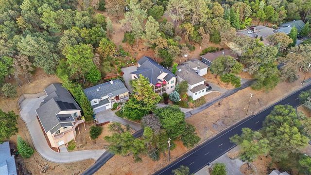 12757 Greenbrook Loop, Penn Valley, CA 95946
