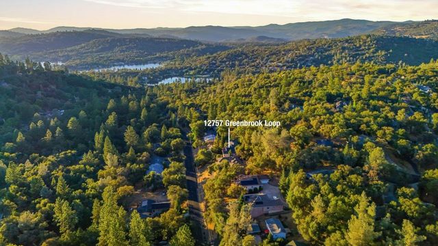 12757 Greenbrook Loop, Penn Valley, CA 95946