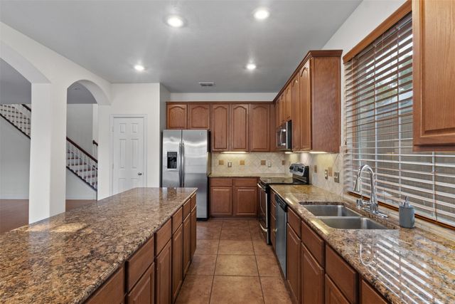 7513 Kallan Drive, Rowlett, TX 75089