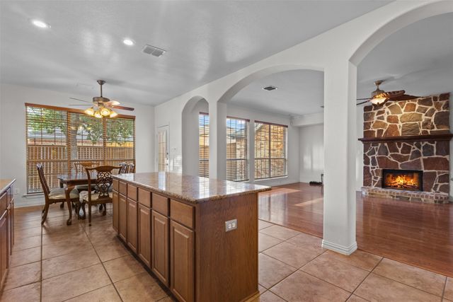7513 Kallan Drive, Rowlett, TX 75089