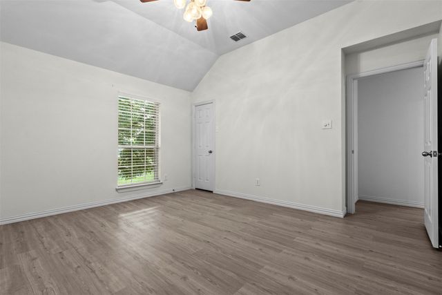 7513 Kallan Drive, Rowlett, TX 75089