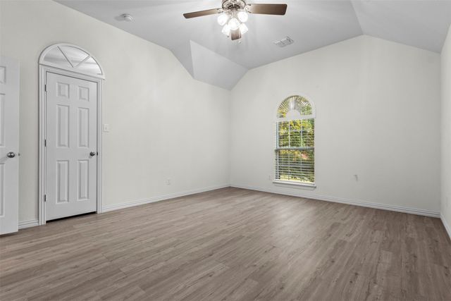 7513 Kallan Drive, Rowlett, TX 75089