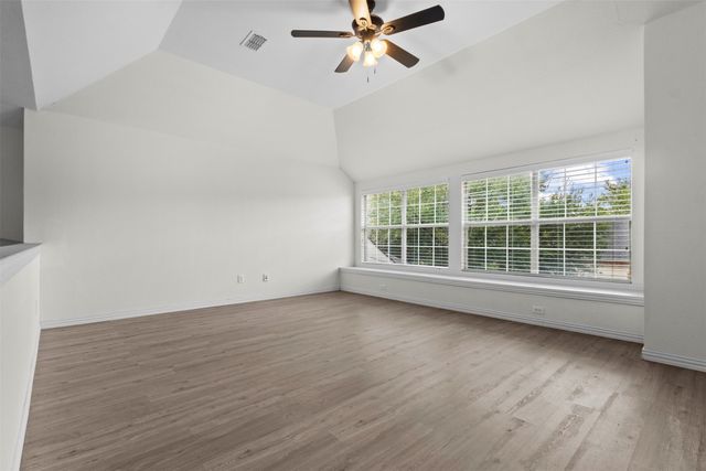 7513 Kallan Drive, Rowlett, TX 75089