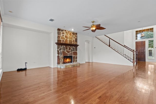 7513 Kallan Drive, Rowlett, TX 75089
