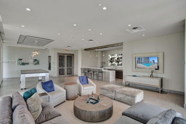 5300 Paseo Blvd 1707, Doral, FL 33166