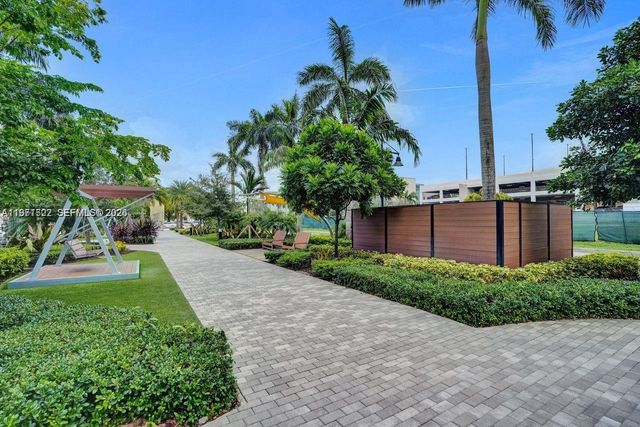 5300 Paseo Blvd 1707, Doral, FL 33166