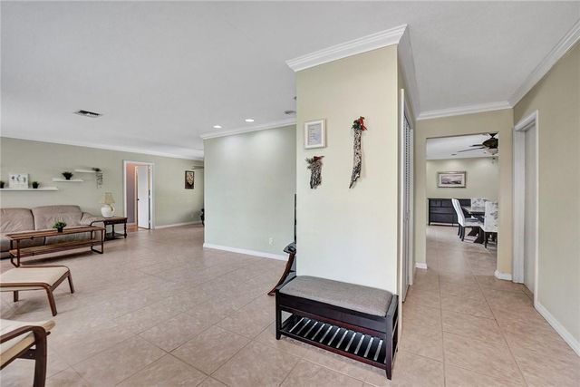 5760 SW 7th Street, Plantation, FL 33317