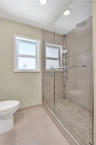 5760 SW 7th Street, Plantation, FL 33317