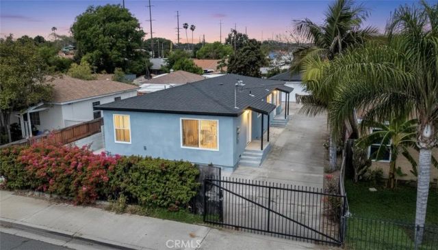 2417 W Stanford, Santa Ana, CA 92704