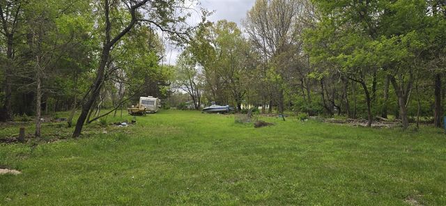 17881 S River Road, Three Rivers, MI 49093