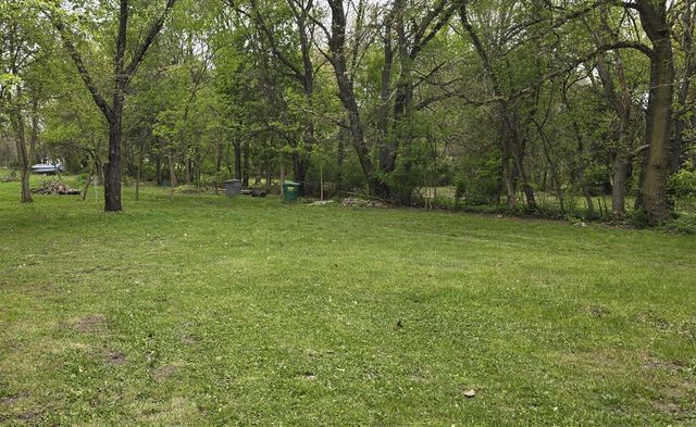 17881 S River Road, Three Rivers, MI 49093