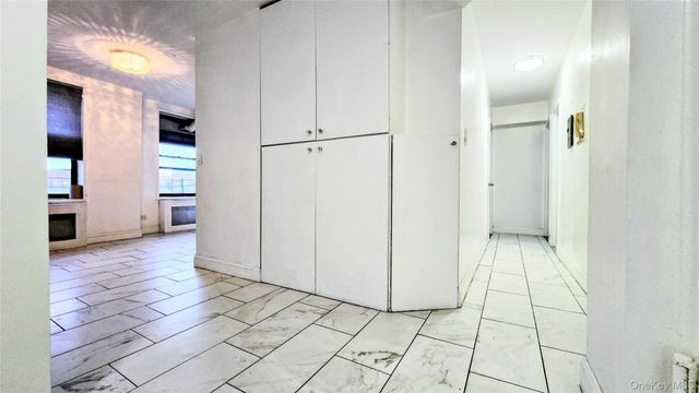 137-05 Franklin Avenue 6D, Flushing, NY 11355