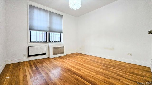 137-05 Franklin Avenue 6D, Flushing, NY 11355
