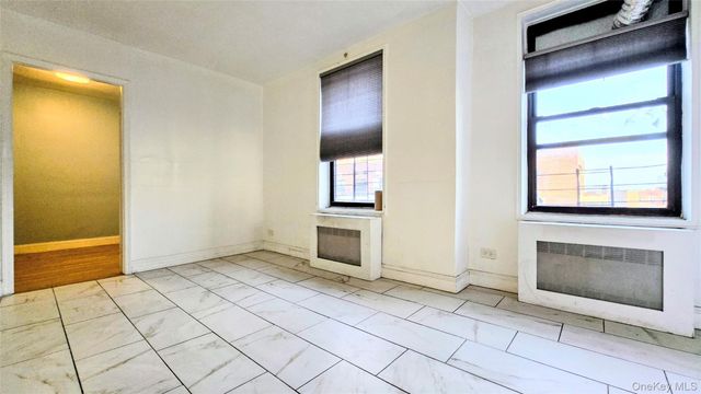 137-05 Franklin Avenue 6D, Flushing, NY 11355