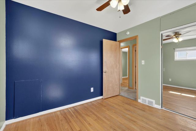 4701 Croissant Street, Dearborn Heights, MI 48125