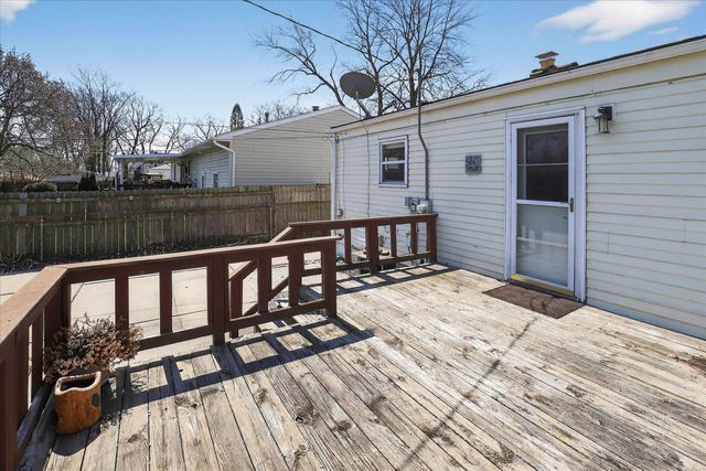 4701 Croissant Street, Dearborn Heights, MI 48125