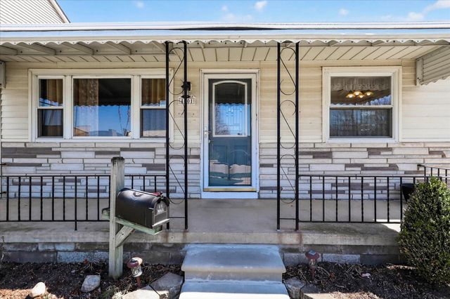 4701 Croissant Street, Dearborn Heights, MI 48125