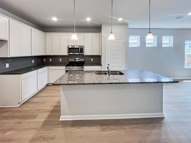 1614 River Scene Trail, Dayton, TX 77535