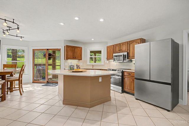 35 Pinehurst Place, Springboro, OH 45066
