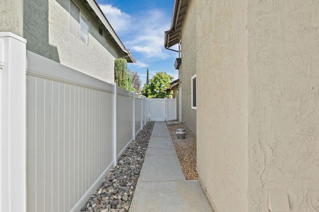 39845 Teal Drive, Murrieta, CA 92562