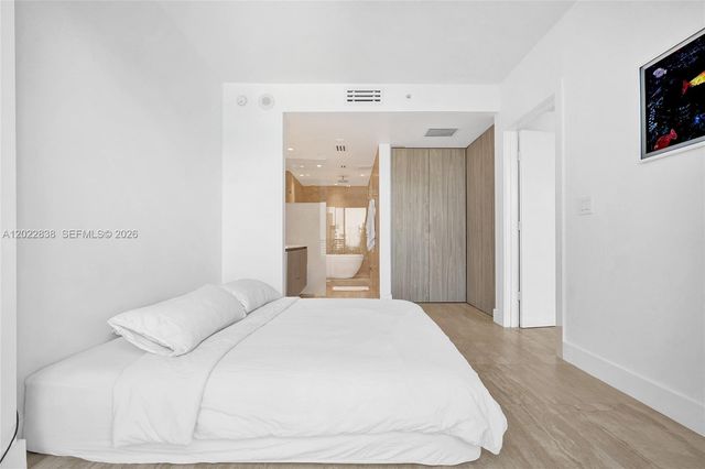 1445 16th St 404, Miami Beach, FL 33139