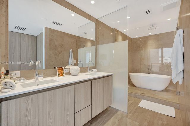1445 16th St 404, Miami Beach, FL 33139