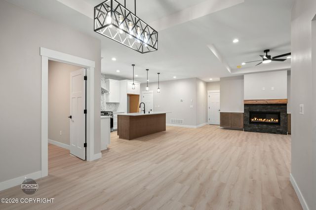 5837 S Gates Street, Palmer, AK 99645