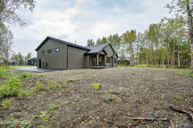 5837 S Gates Street, Palmer, AK 99645