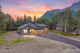 5837 S Gates Street, Palmer, AK 99645