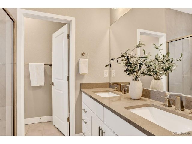 6222 W 28th Ct, Edgewater, CO 80214